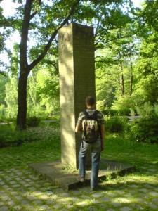 Gedenkstein Baumspende im Berliner Tiergarten