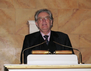 Gerhart Baum beim Bundeskongress des DAV 2008 (Foto: Prof. A. Fritsch / wikipedia)