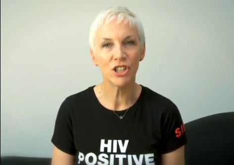 Annie Lennox spricht über HIV/Aids und menschenrechte sowie den Wiener 'Marsch für Menschenrechte' (Screenshot)